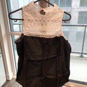 Black & White Zara Sleevless Top white lace